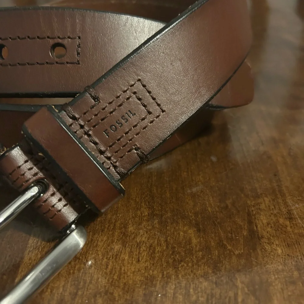 Fossil Brown Genuine Stitched Leather Belt Sz‎ 40